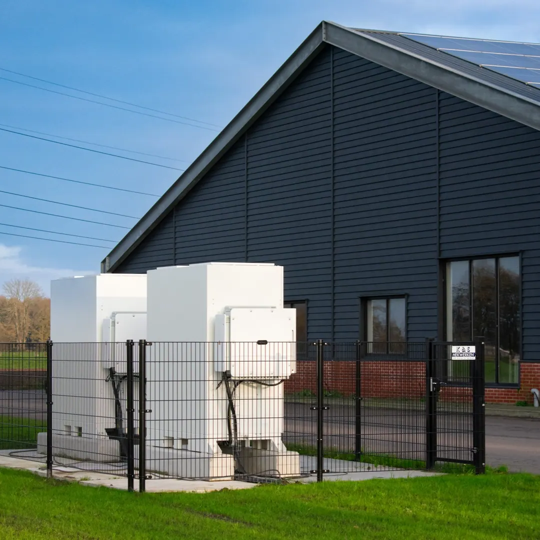Batterijsysteem voor energieopslag dat wordt aangestuurd door een energiemanagementsysteem